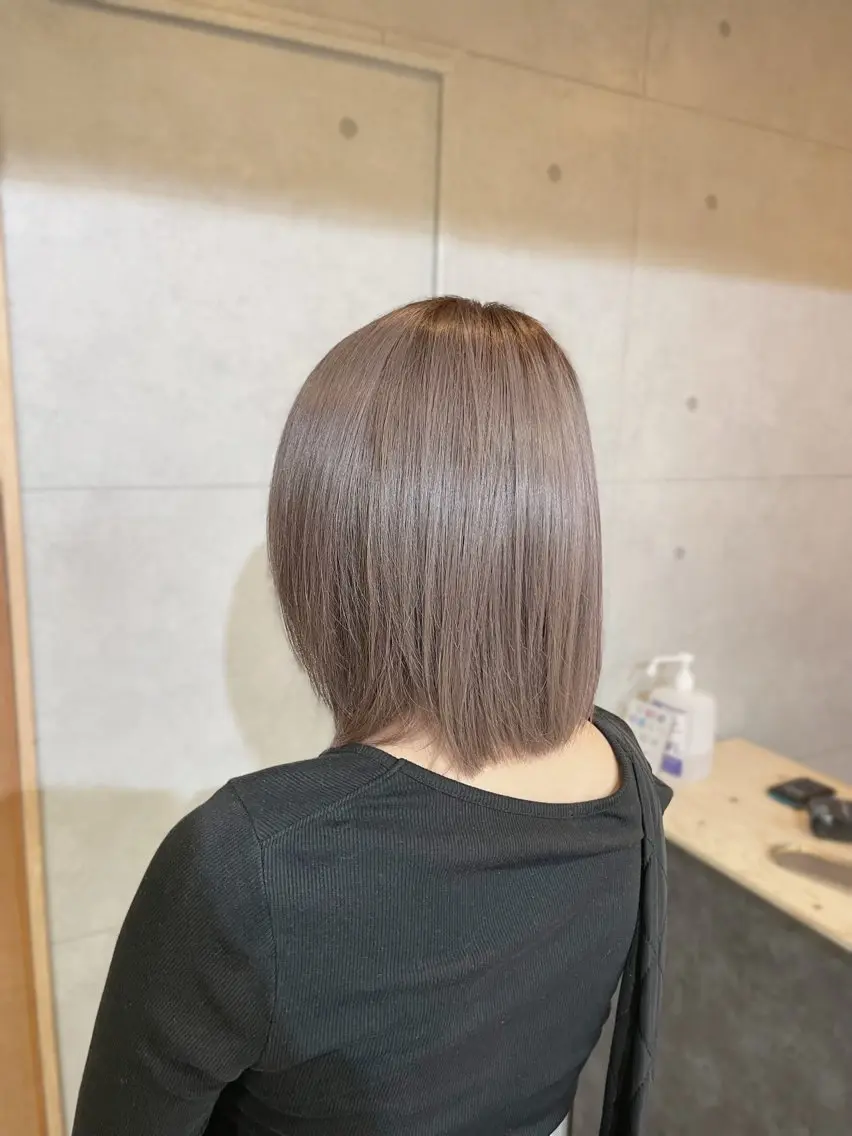 ミディアム ヘアカラー ))カラー特化(( 渡邉 怜のヘアスタイル