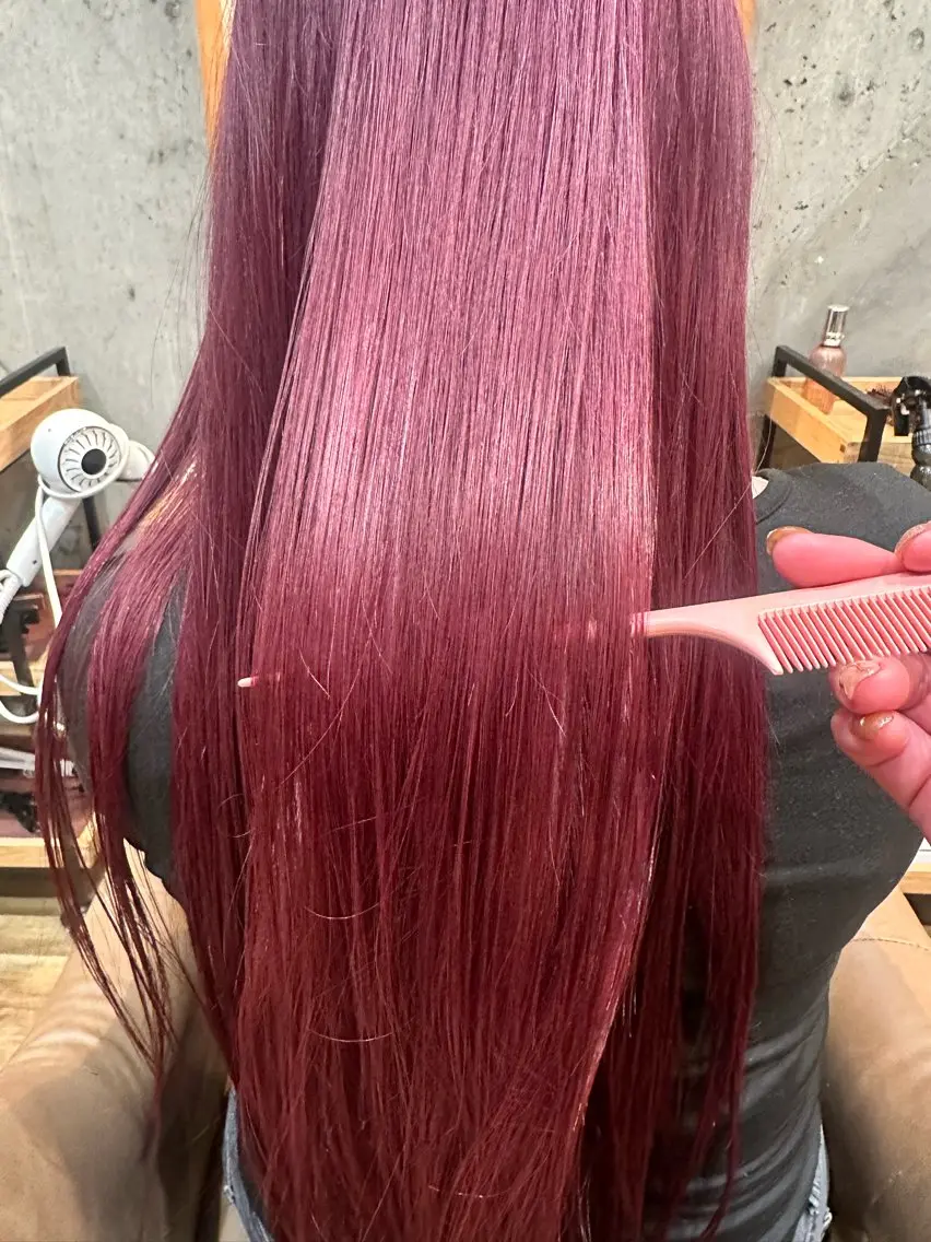 ロング カラー ブリーチ カシス 透明感カラー ヘアカラー トリートメント 🫧MANA🫧縮毛 矯正モデル募集中🧡のヘアスタイル