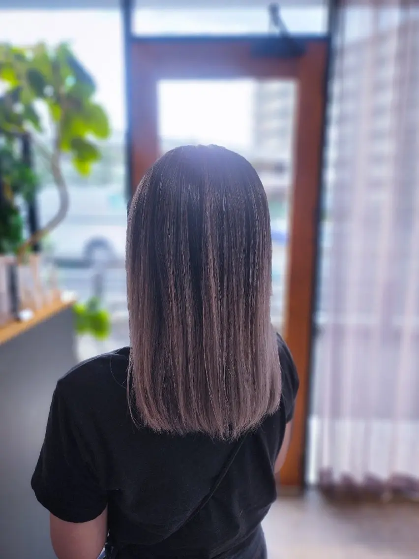 セミロング カラー 金田 拓也のヘアスタイル