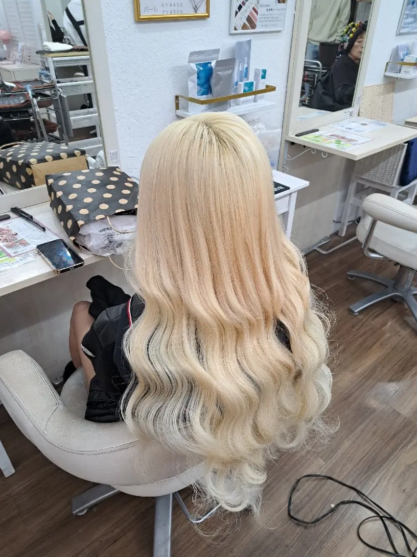 💁♀️巻き下ろし🦄 コテで巻くスタイル、トップは何もしません。の写真