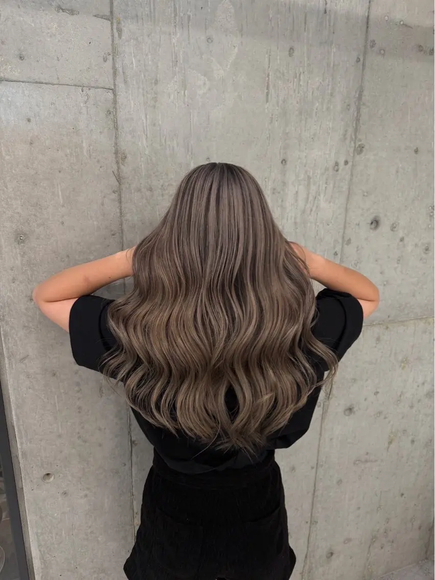 カラー ヘアカラー YUDAIブリーチ• カラー/心斎橋•難波のヘアスタイル
