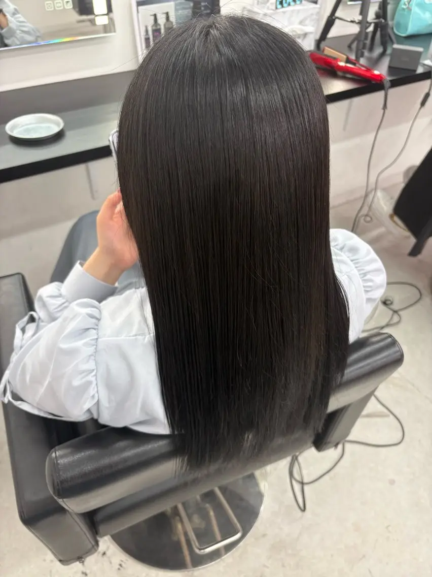 ロング カラー 黒髪 トリートメント 💛しおん💛 モデル募集のヘアスタイル