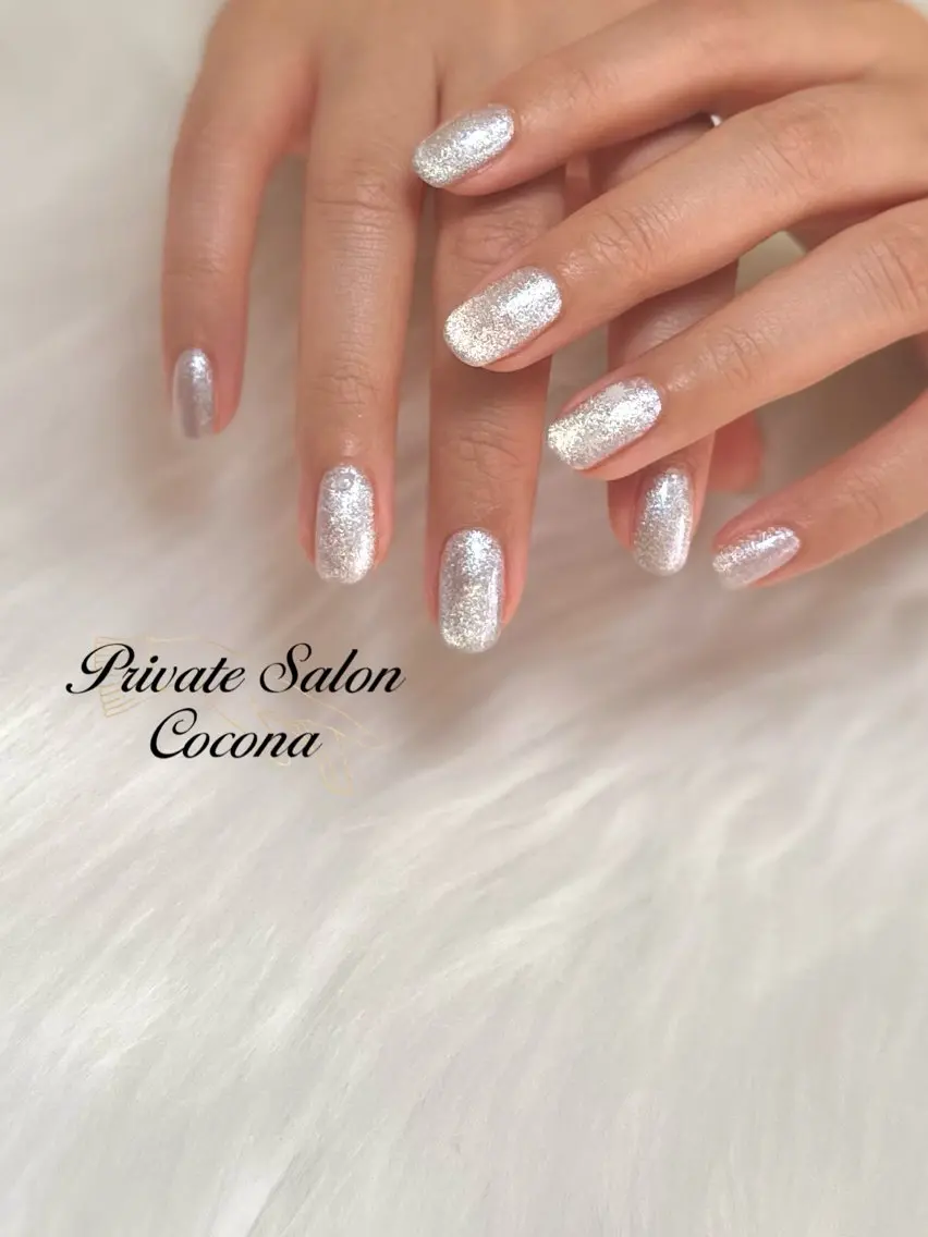 ネイル オーロラネイル マグネットネイル ハンドネイル プライベートサロン nailcoconaのネイルデザイン