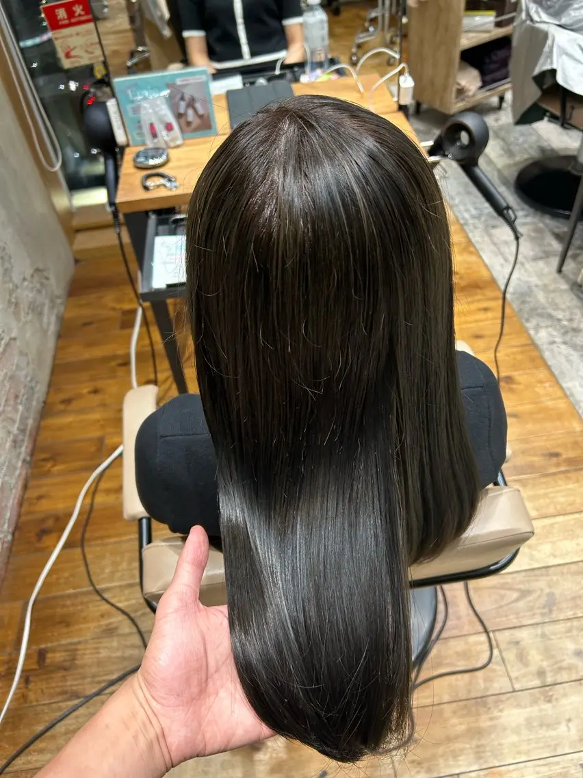 ロング カラー 透明感カラー ヘアカラー トリートメント 透明感カラー 大工廻あすやのヘアスタイル
