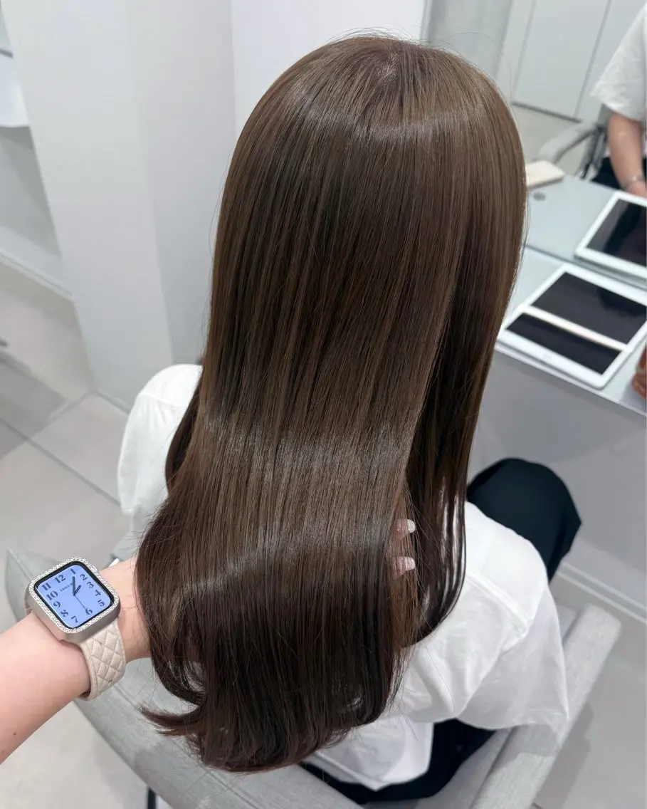 セミロング カット ヘアカラー 澤 佑華 🎀 透明感カラーのヘアスタイル