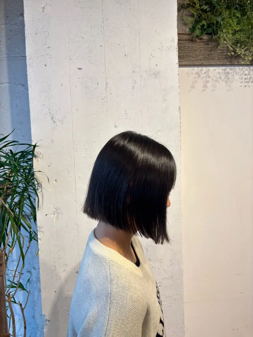 ショート 切りっぱなしボブ ボブ 外ハネヘア イガラシ ミクのヘアスタイル