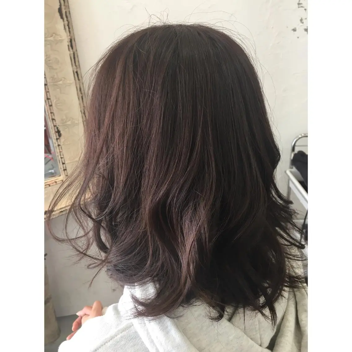 セミロング カラー バイオレットカラー fio マナミのヘアスタイル