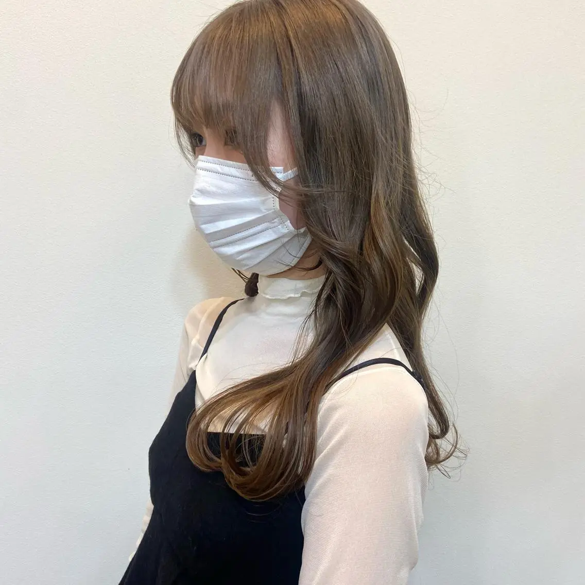 ミディアム カラー ベージュカラー ブリーチ ケアブリーチ 透明感カラー ダブルカラー mai 🎀 / 梅田美容室のヘアスタイル