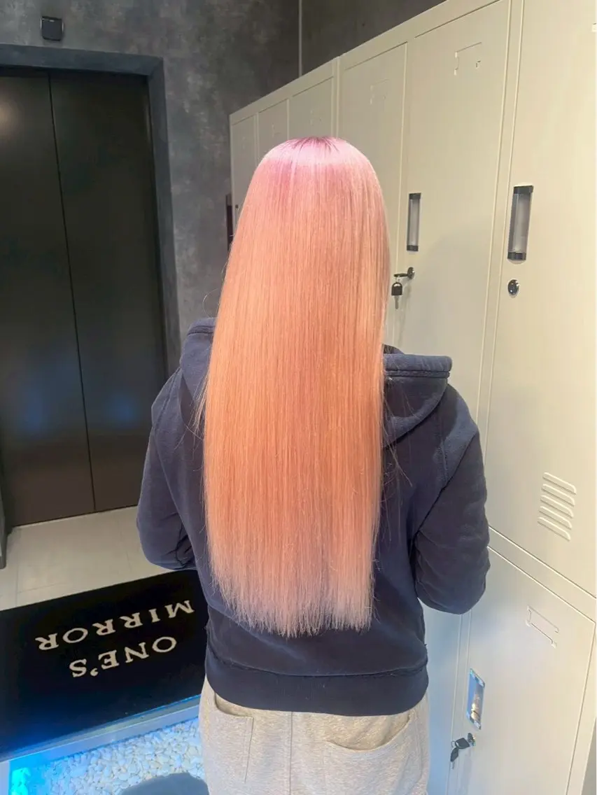 ロング カラー 🌈推し活ハイトーン 🩵荒川結星のヘアスタイル