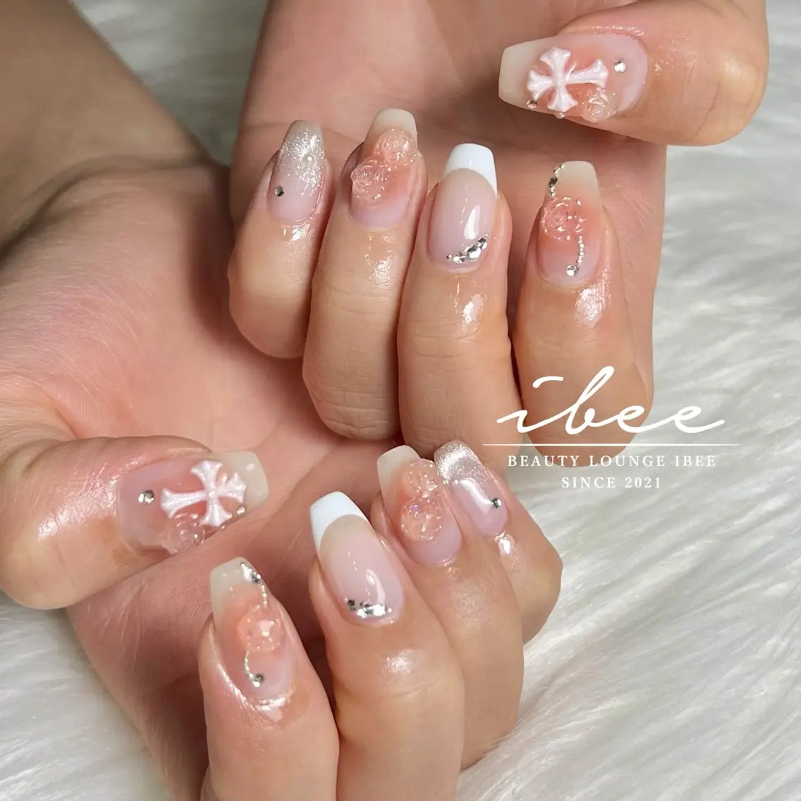 ネイル ハンドネイル ibee nail 🤍yumiのネイルデザイン