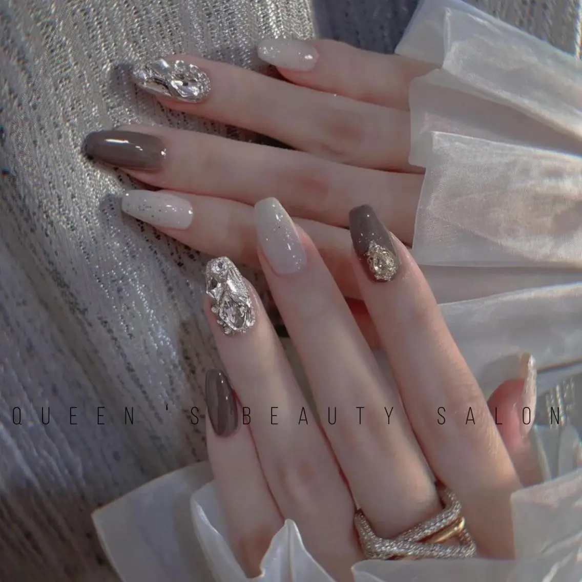 ネイル ハンドネイル Queens マオのネイルデザイン