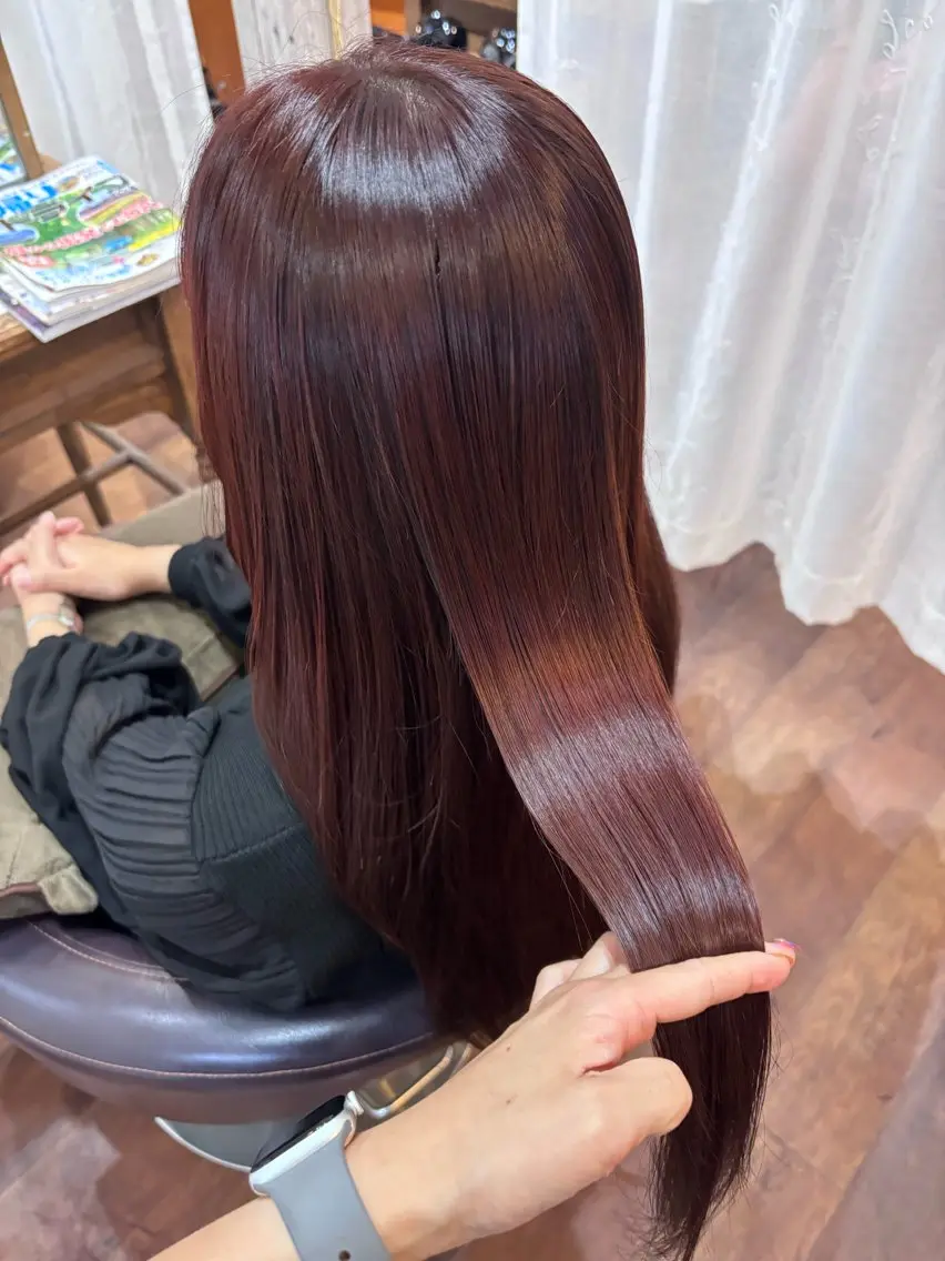 ロング レッドブラウン カット ヘアカラー トリートメント radiant/泉南 nakamura🌹のヘアスタイル