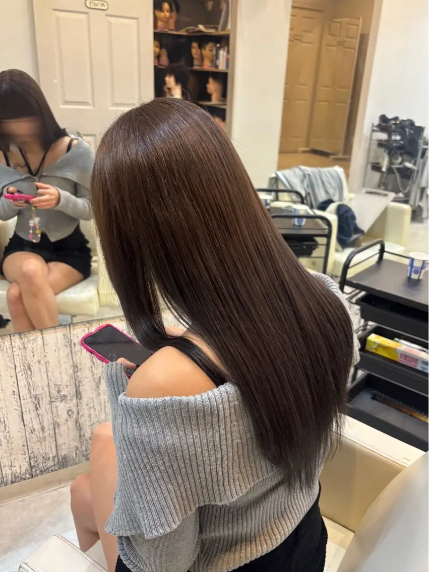カラー アッシュ アッシュブラウン ブラウンカラー 星来 ...のヘアスタイル