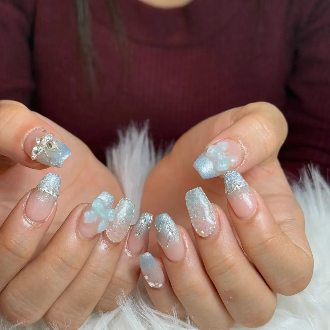ネイル チークネイル フレンチネイル グラデーション キラキラネイル 韓国ネイル ハンドネイル Risa_ Nailのネイルデザイン