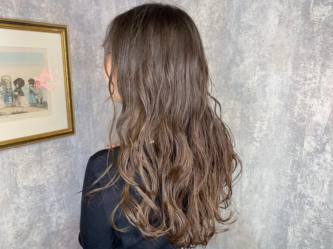 ロング カット ヘアカラー トリートメント vato バトのヘアスタイル