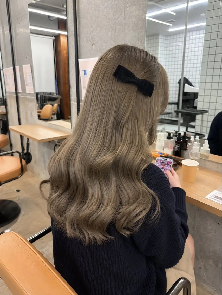 ロング ヘアカラー ほのか ♡*.のヘアスタイル