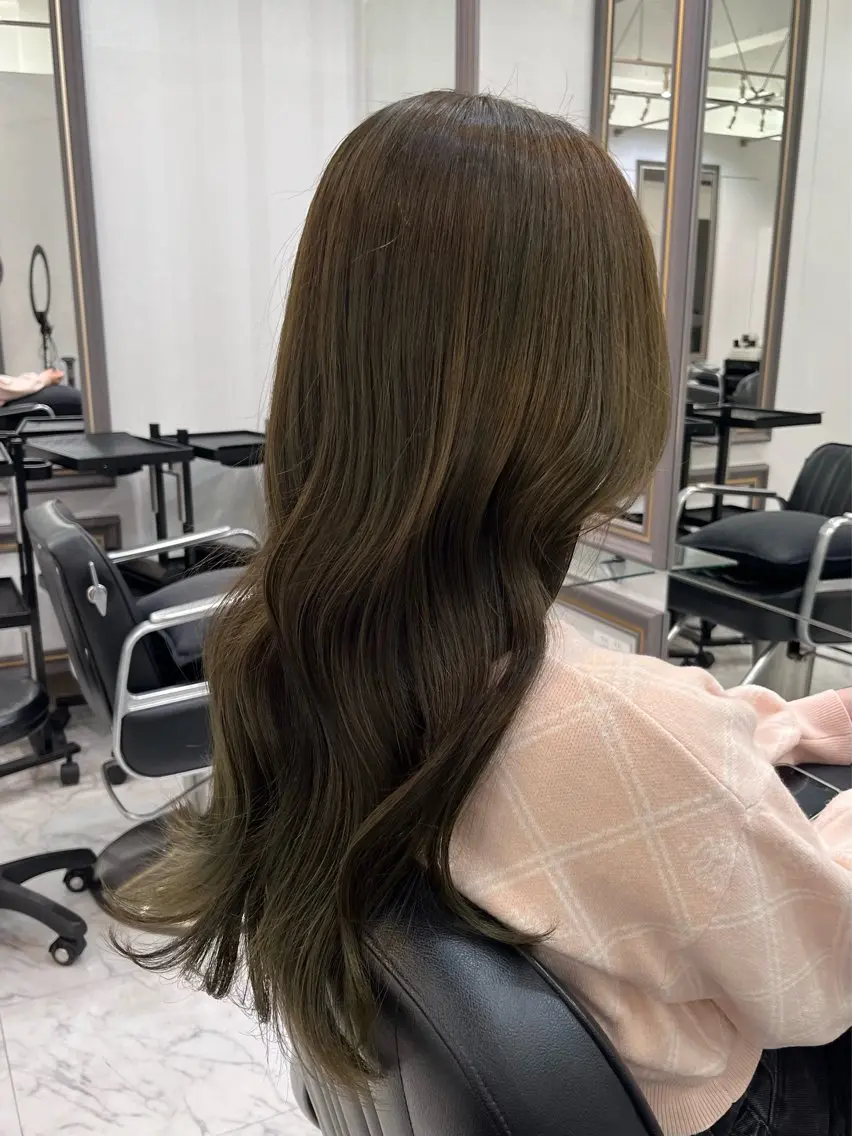 ロング カラー 縮毛矯正 ヘアカラー トリートメント Hana🌷/ 透明感/艶髪/表参道のヘアスタイル