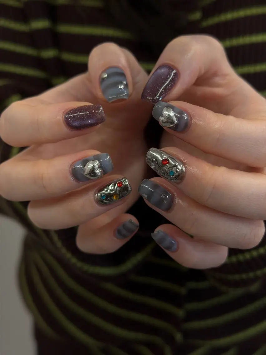 ネイル ブラウン ジェルネイル ハート キラキラネイル マグネットネイル ハンドネイル ハンドケア Bana_ Nailのネイルデザイン