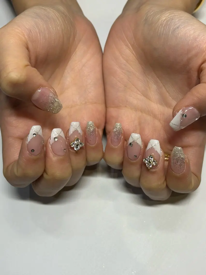 ネイル IROHA NAIL 真結子のネイルデザイン
