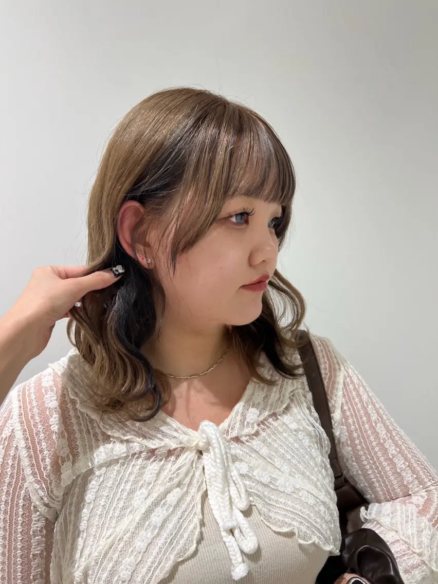 ミディアム カラー ヘアアレンジ 💗暖色/ブリーチ/ レイヤー/横浜/メイのヘアスタイル