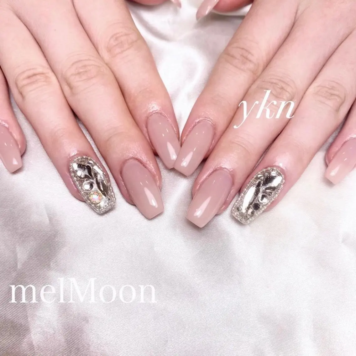 ネイル ワンカラーネイル ハンドネイル melMoon .のネイルデザイン