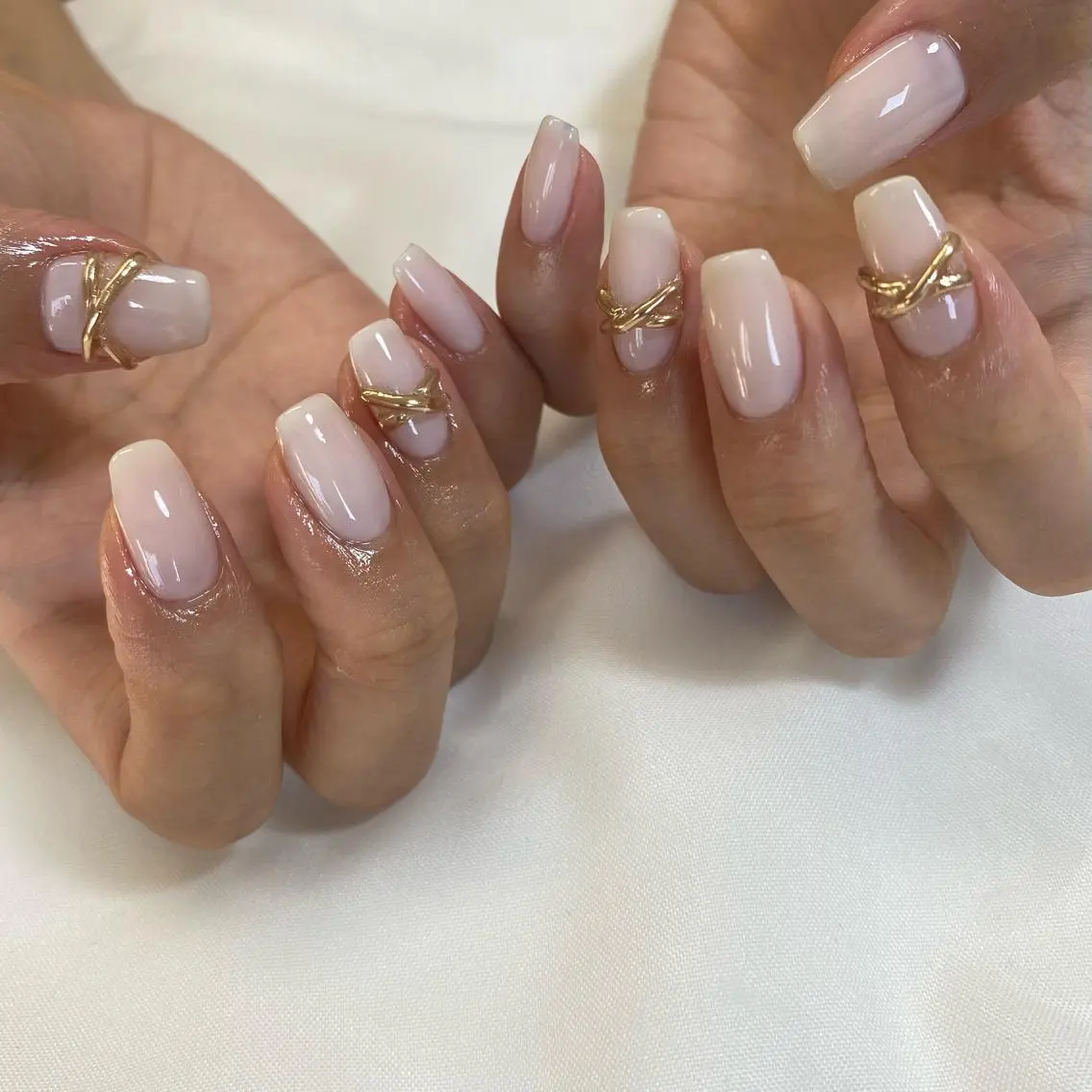 ネイル ゴールド mol 山田のネイルデザイン