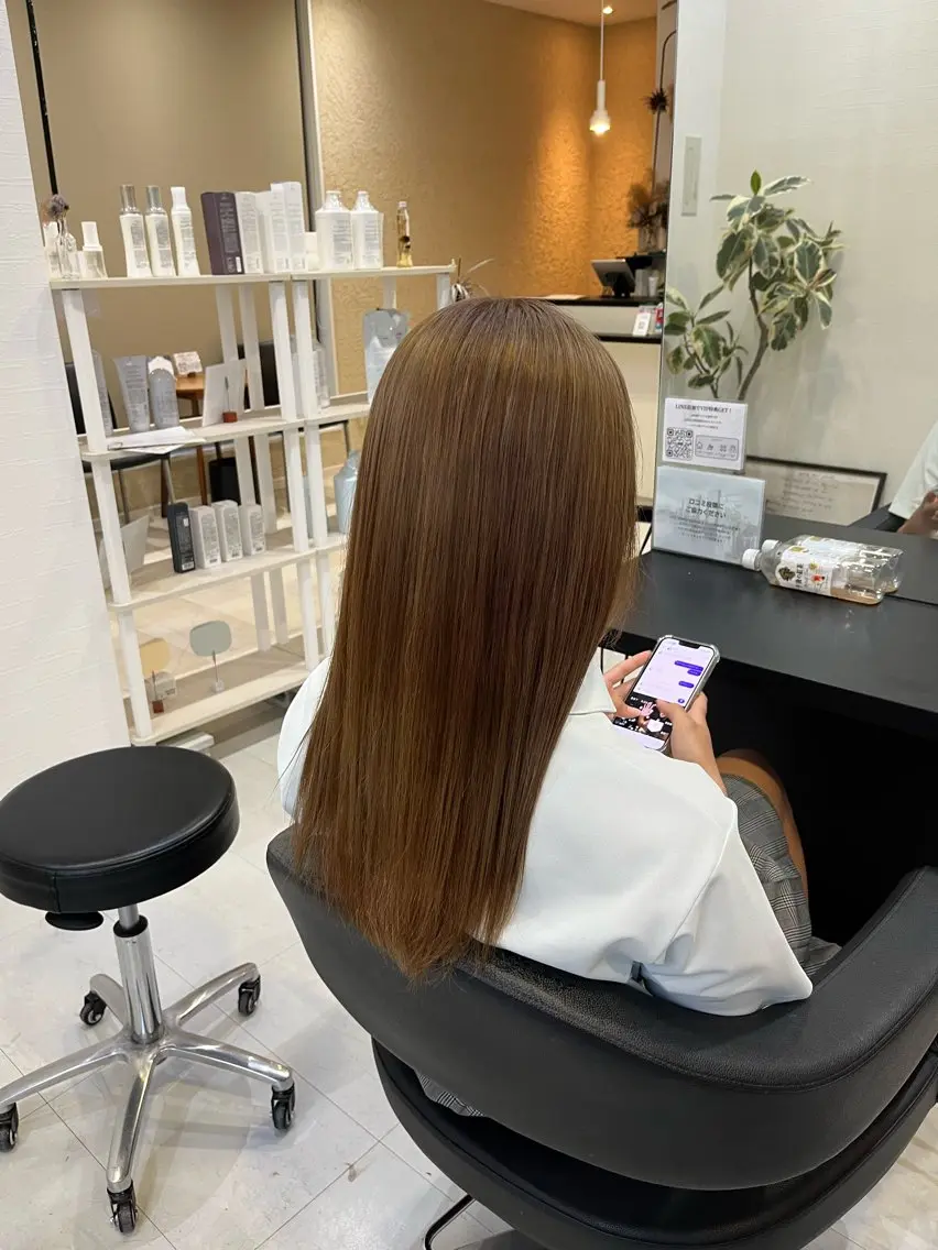 ロング カラー 諸岡 玲のヘアスタイル