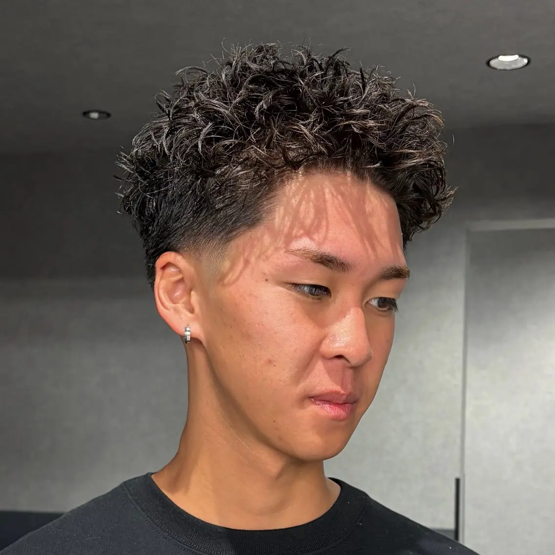 パーマ メンズ メンズパーマ カット パーマ 志村 シュンスケのヘアスタイル