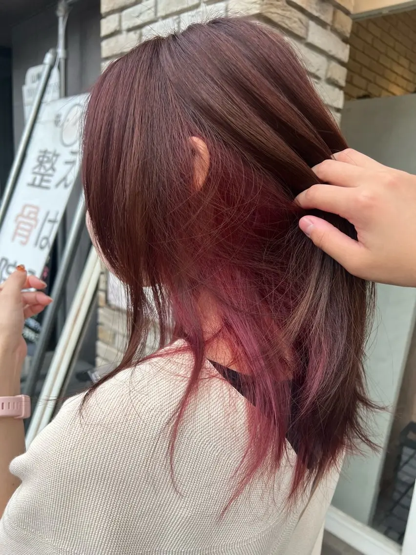カラー 鶴島 凜のヘアスタイル