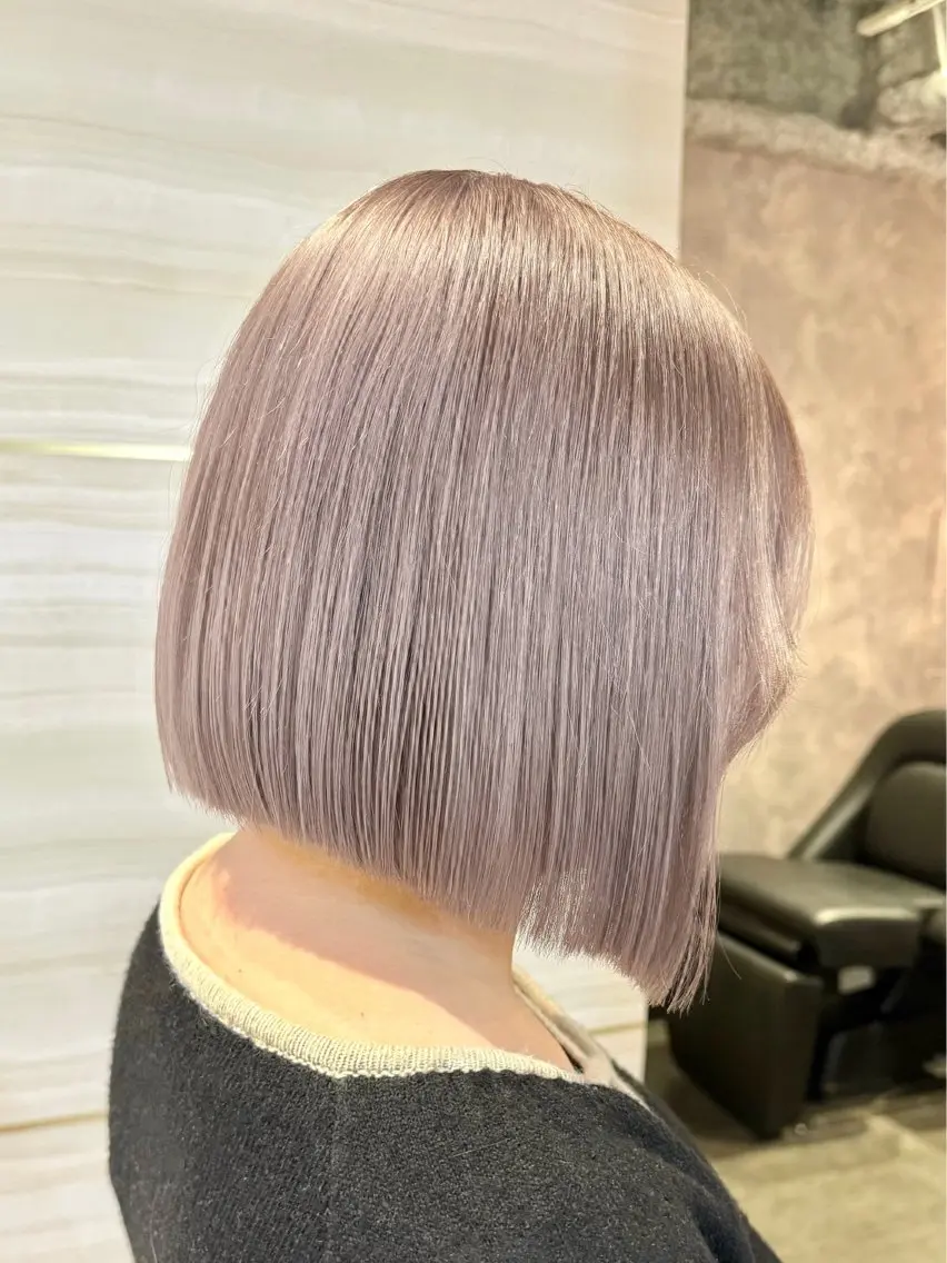 ミディアム カラー パーマ ヘアアレンジ メンズ ヘアカラー トリートメント 🌱巴結生🌿グレー ジュ☁️ミルクティーのヘアスタイル