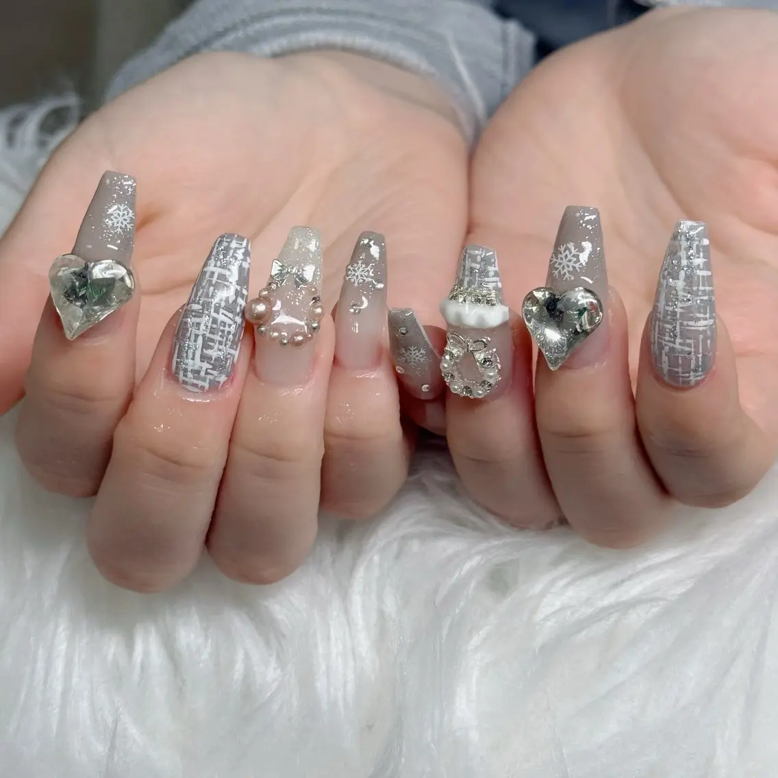 ネイル ロングネイル マグネットネイル リボン 夏ネイル スーパーロングネイル Hani Nail XUKAのネイルデザイン