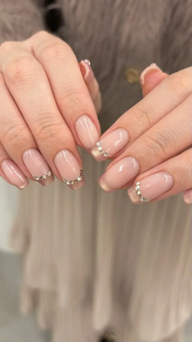ネイル フレンチネイル ハンドネイル emmi nailのネイルデザイン
