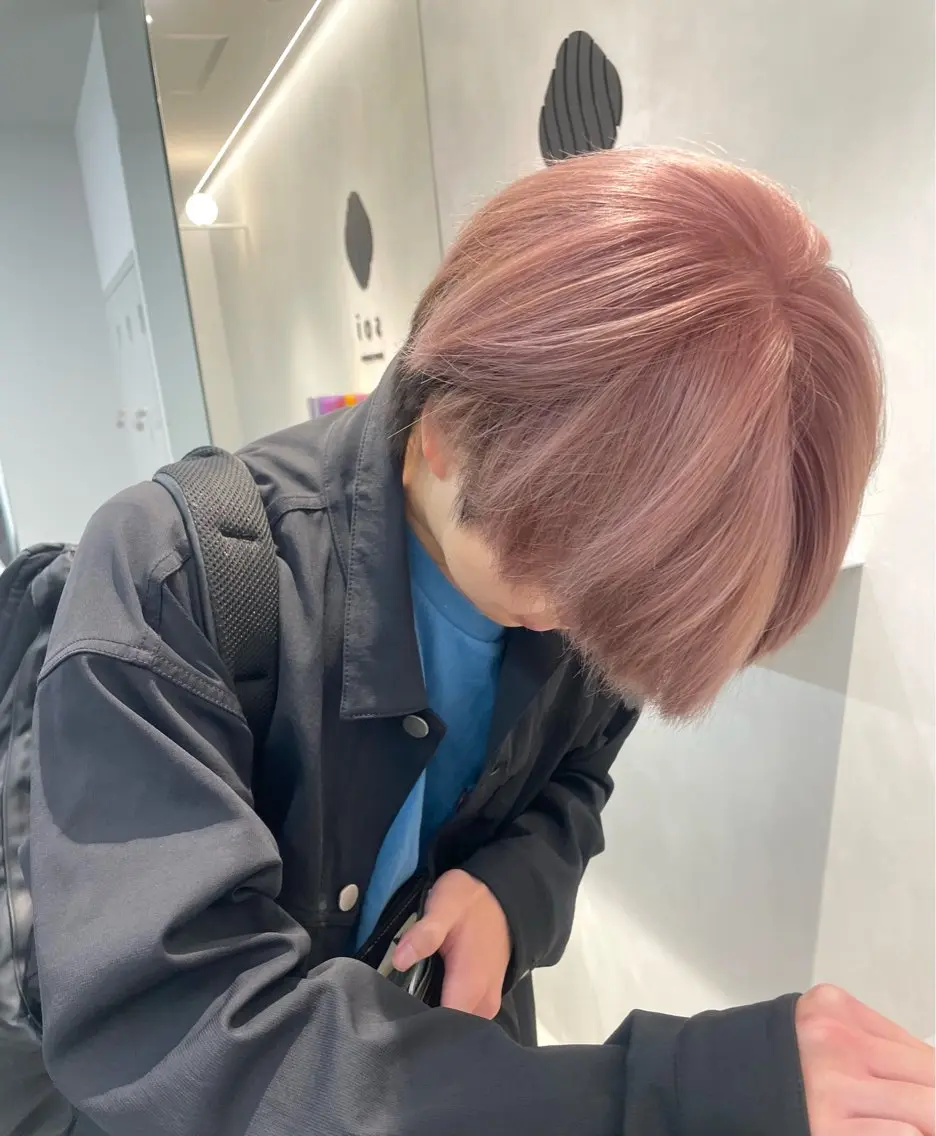 似合わせカット➕ケア剤付きブリーチピンク系カラー 🎀🩷（レディースのみ）の写真