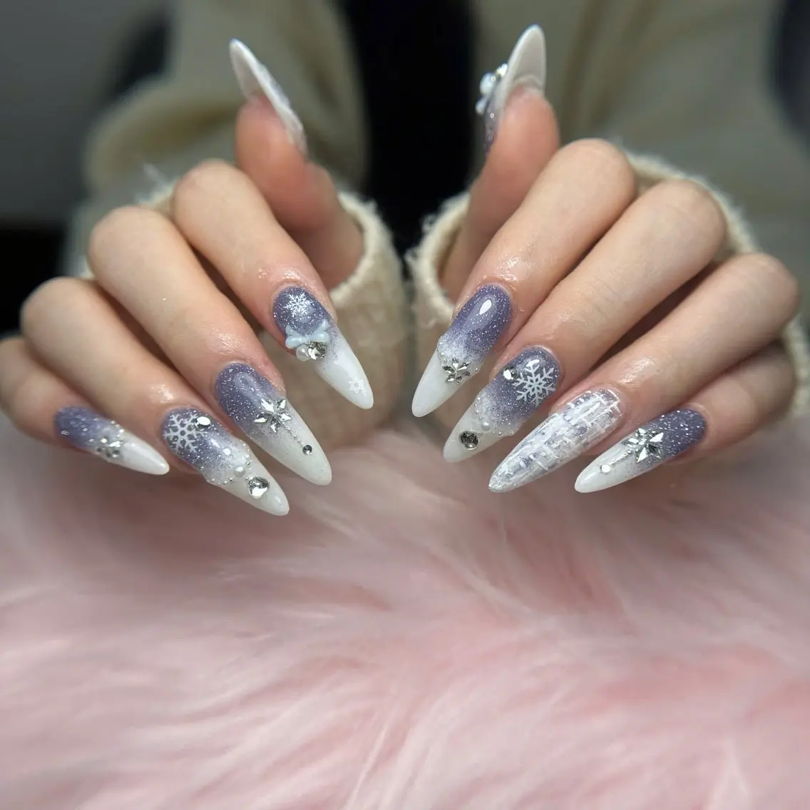 ネイル オーロラネイル 長さ出し フラッシュネイル フレンチネイル ジェルネイル Michi Nail Staffのネイルデザイン