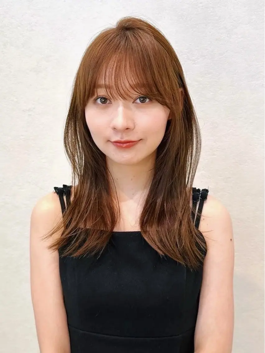 セミロング カラー パーマ kazuki【顔周り ×レイヤーカット】のヘアスタイル