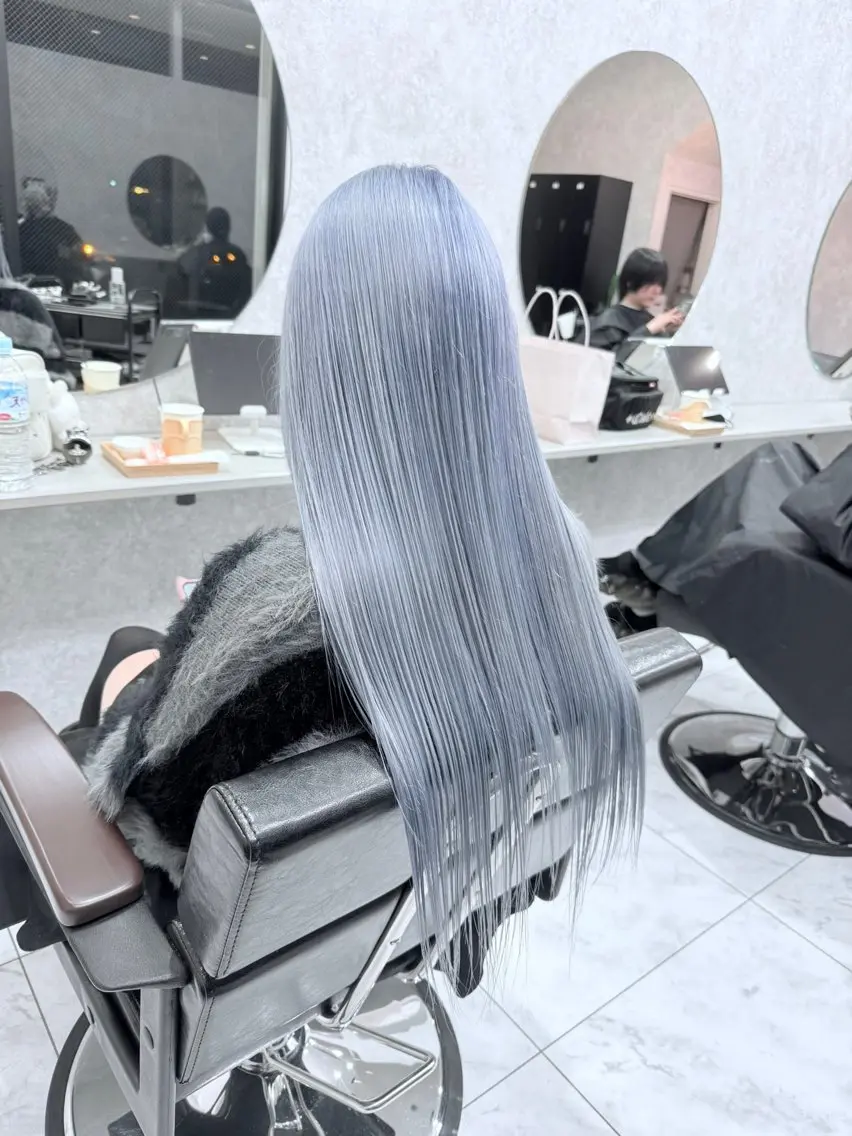 ロング カラー ブリーチ ケアブリーチ デザインカラー ダブルカラー ハイトーンカラー ヘアカラー 🌈派手髪ハイトーン 🌈鈴木亮太🌈のヘアスタイル
