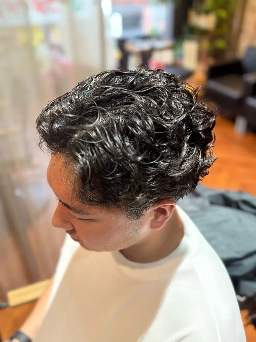 ショート パーマ メンズ デザインパーマ/ 毛流れカット 堀 綺のヘアスタイル