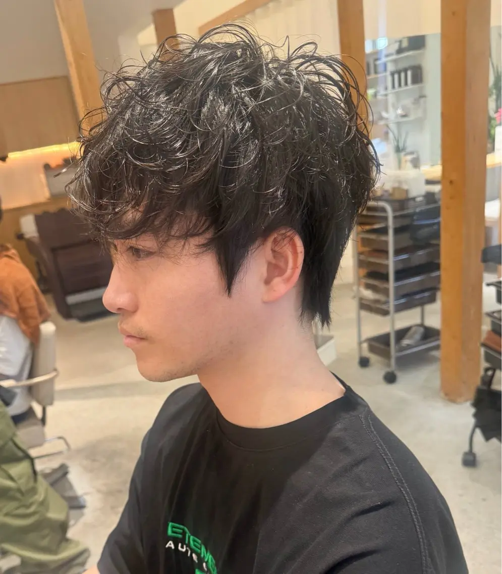 ショート パーマ メンズ マッシュ メンズパーマ スパイラルパーマ 服部 雄輝のヘアスタイル