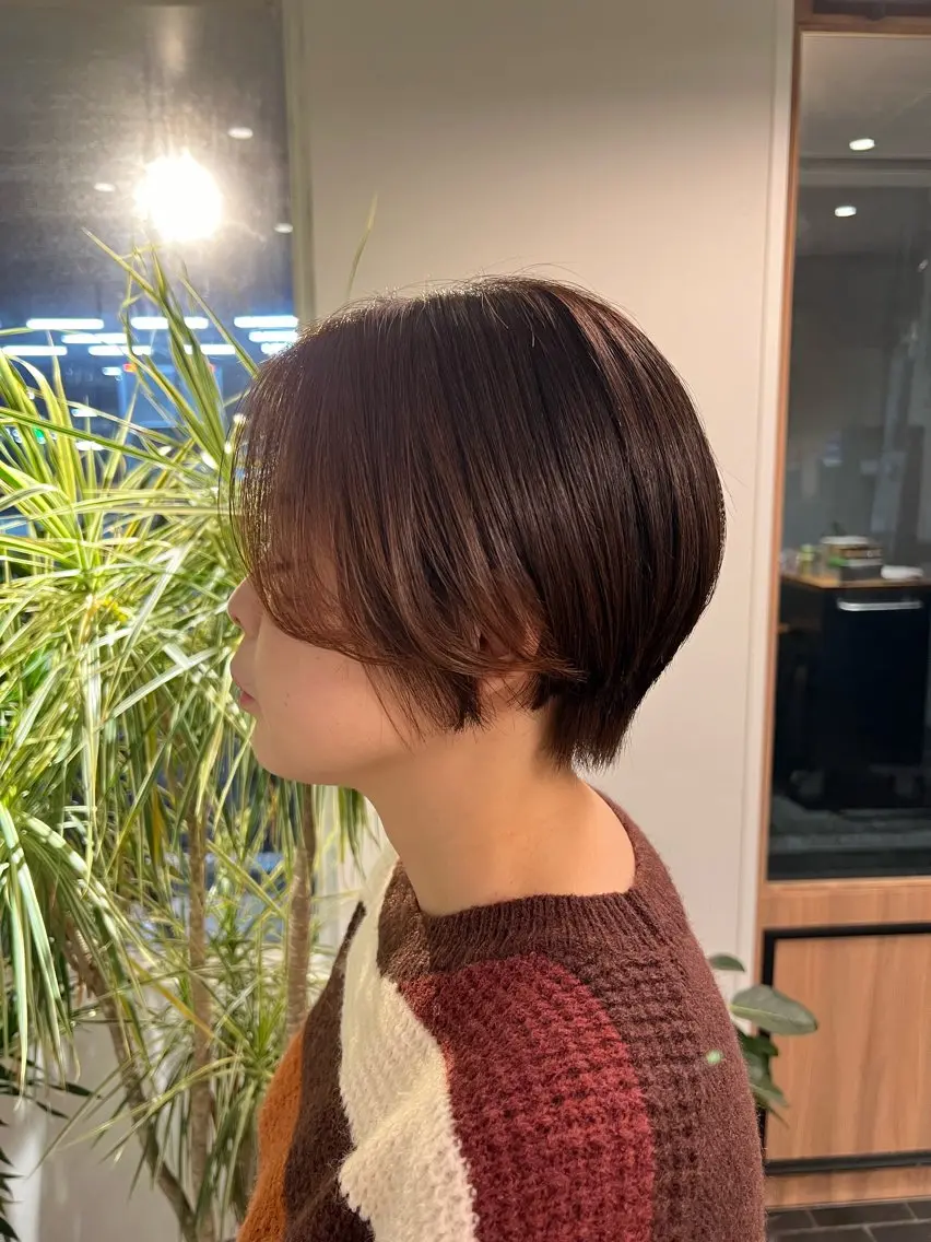 ショート ショートヘア ワタナベ モカ🦢ダブルカラーのヘアスタイル
