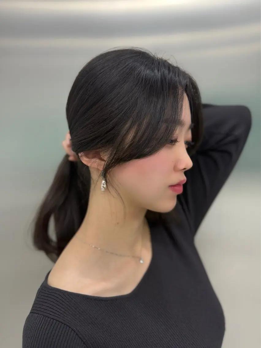 ロング 顔周りカット カット NANAMI／レイヤ ー／ワンホンヘアのヘアスタイル