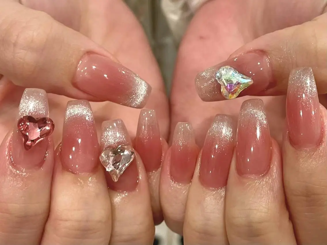 ネイル アートネイル オーロラネイル クリアネイル フレンチネイル ジェルネイル hikari | ちゅるんnail🫧のネイルデザイン