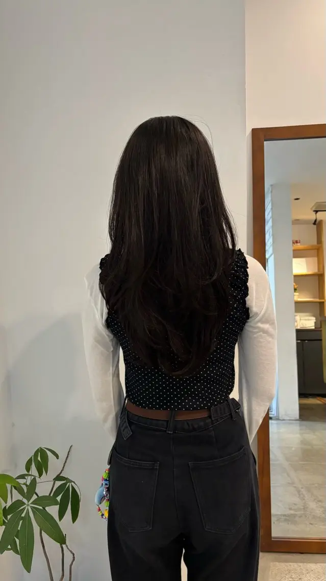 ロング カット ひいろ パーマ/カットモデルのヘアスタイル