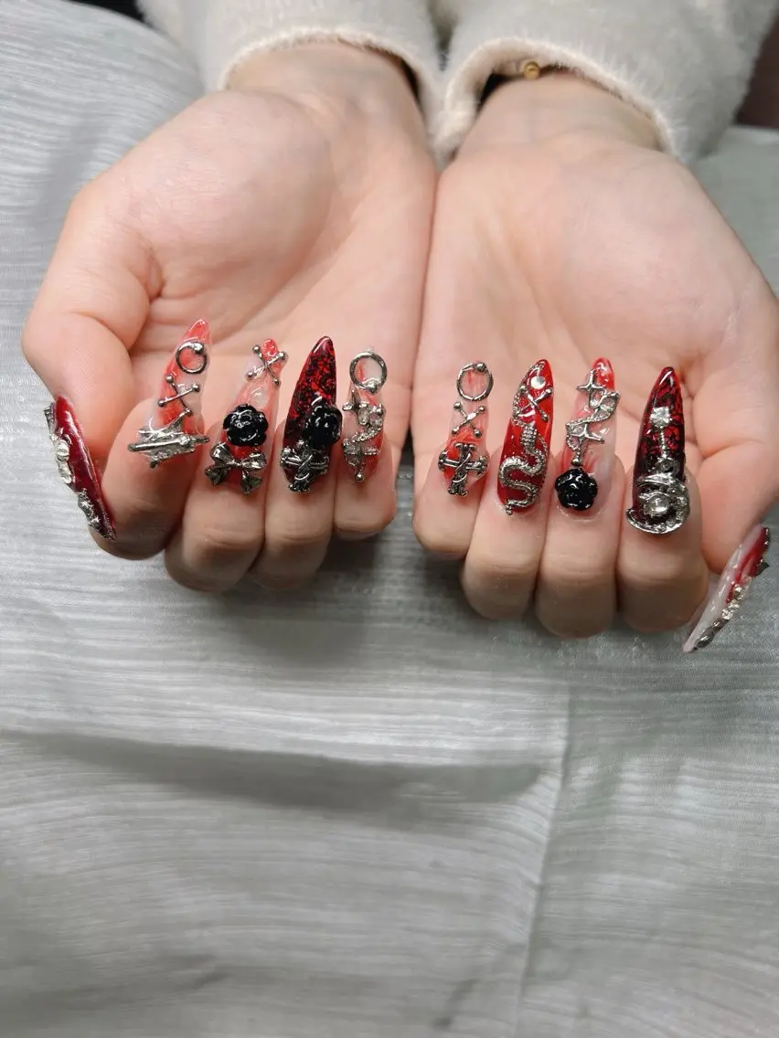 ネイル オーロラネイル チークネイル 長さ出し フットネイル フレンチネイル ハンドネイル Lee Nailsのネイルデザイン
