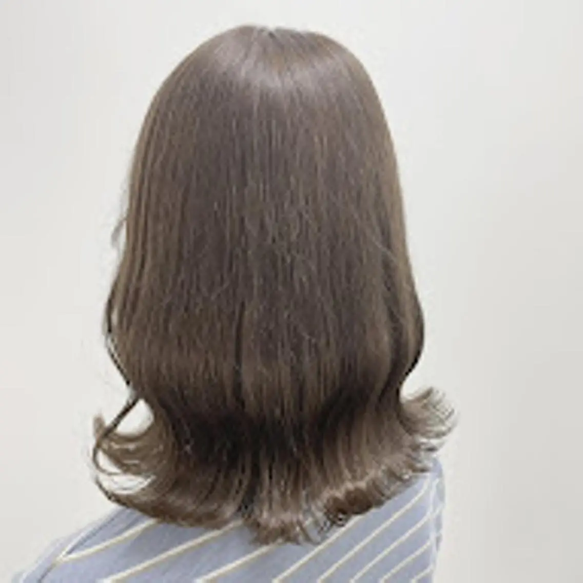 カラー 🪞【公式】SHE 池袋🪞のヘアスタイル