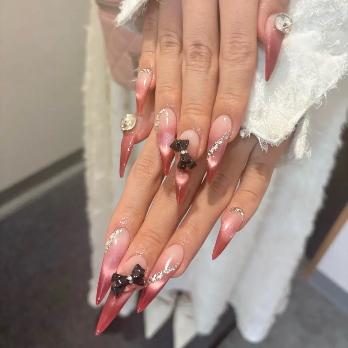 ネイル キラキラネイル ロングネイル ハンドネイル NANA RIKOのネイルデザイン