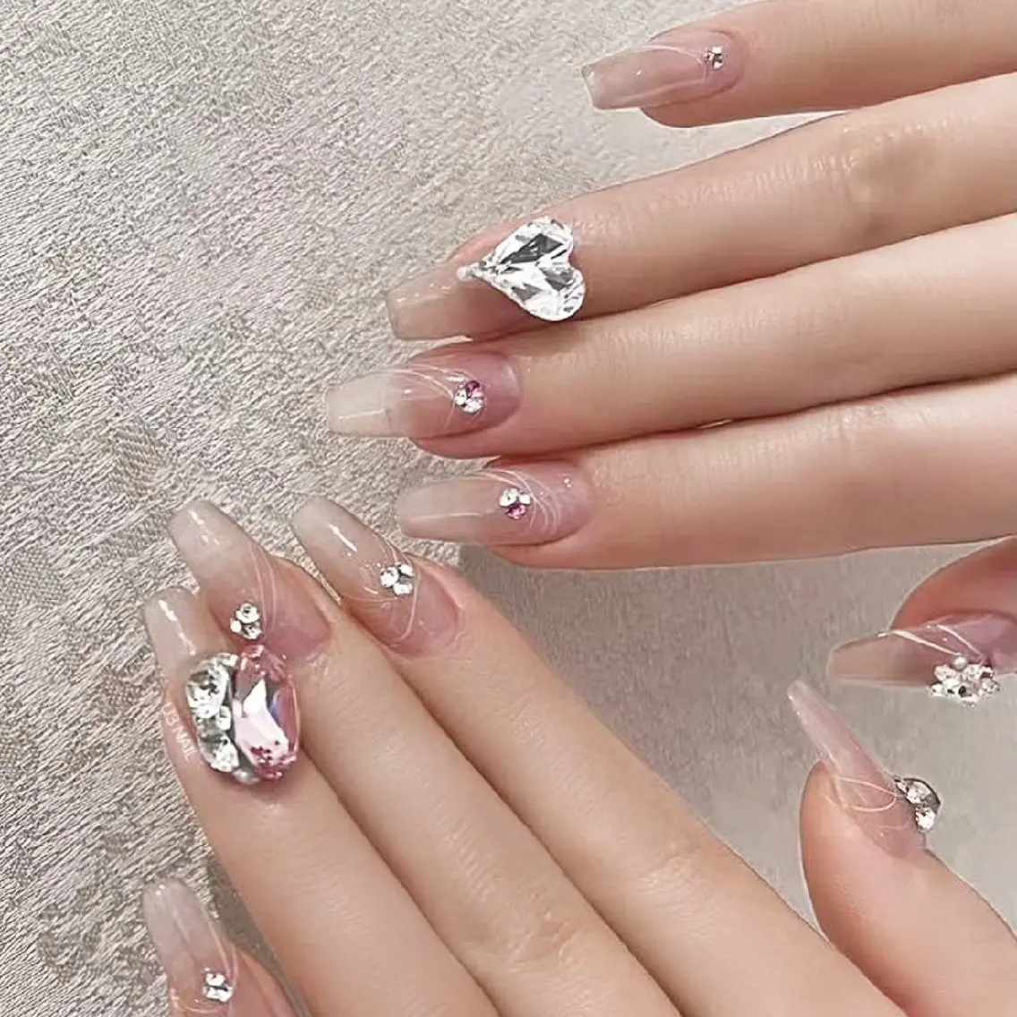 ネイル ハンドネイル スカルプ専門店 D-Beautyのネイルデザイン