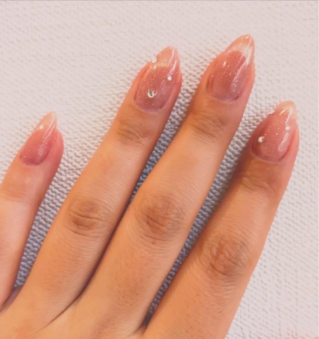 ネイル フラッシュネイル フラッシュマグ オフィスネイル ピンク ハンドネイル nailsalon Mia Emiのネイルデザイン