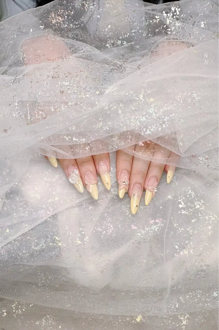 ネイル ハンドネイル モリ ナツミのネイルデザイン