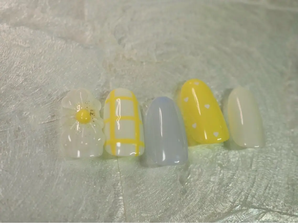 ネイル オーロラネイル 桜ネイル フラワーネイル フットネイル フレンチネイル ハンドネイル kiki nail たまプラーザのネイルデザイン