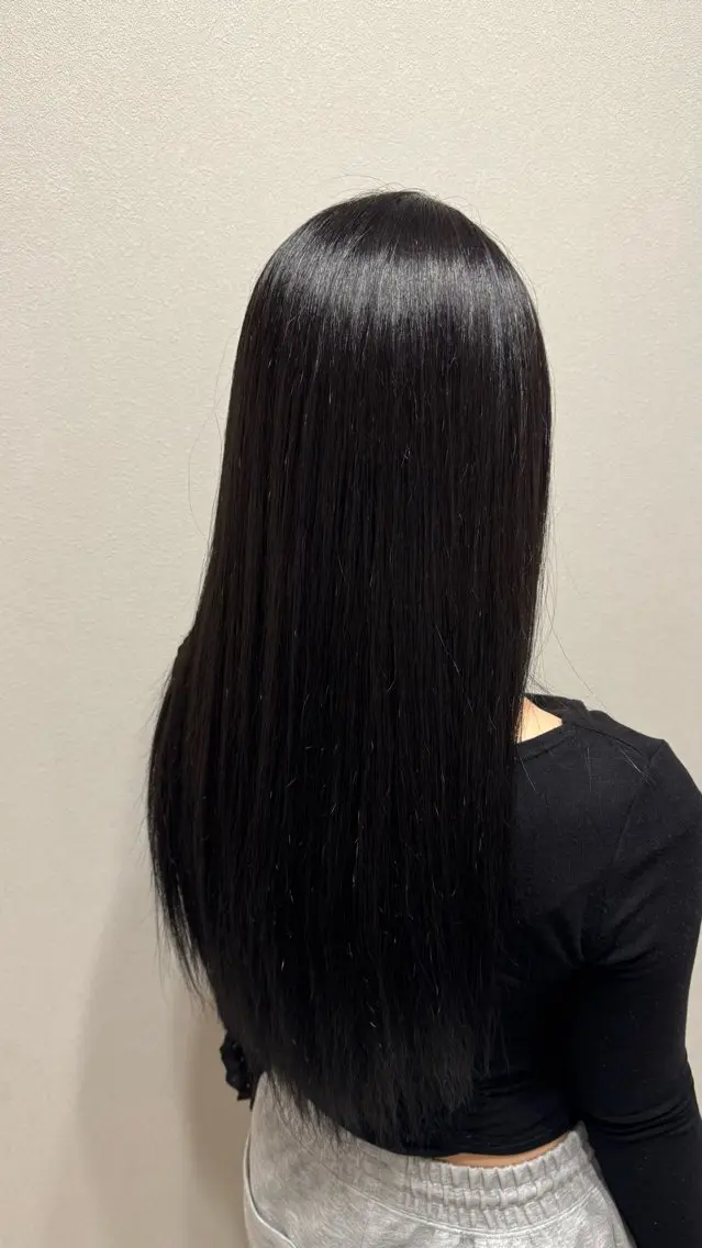 ロング See. HIKARIのヘアスタイル